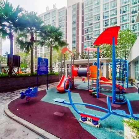 Urban Oasis, 3Br Apt In Prime Location At Cyberjaya By Verano Exterior photo